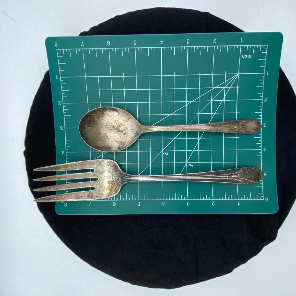 1938 William Rogers Serving Silver Plated Meat Fork Spoon Patina Wheat Grass